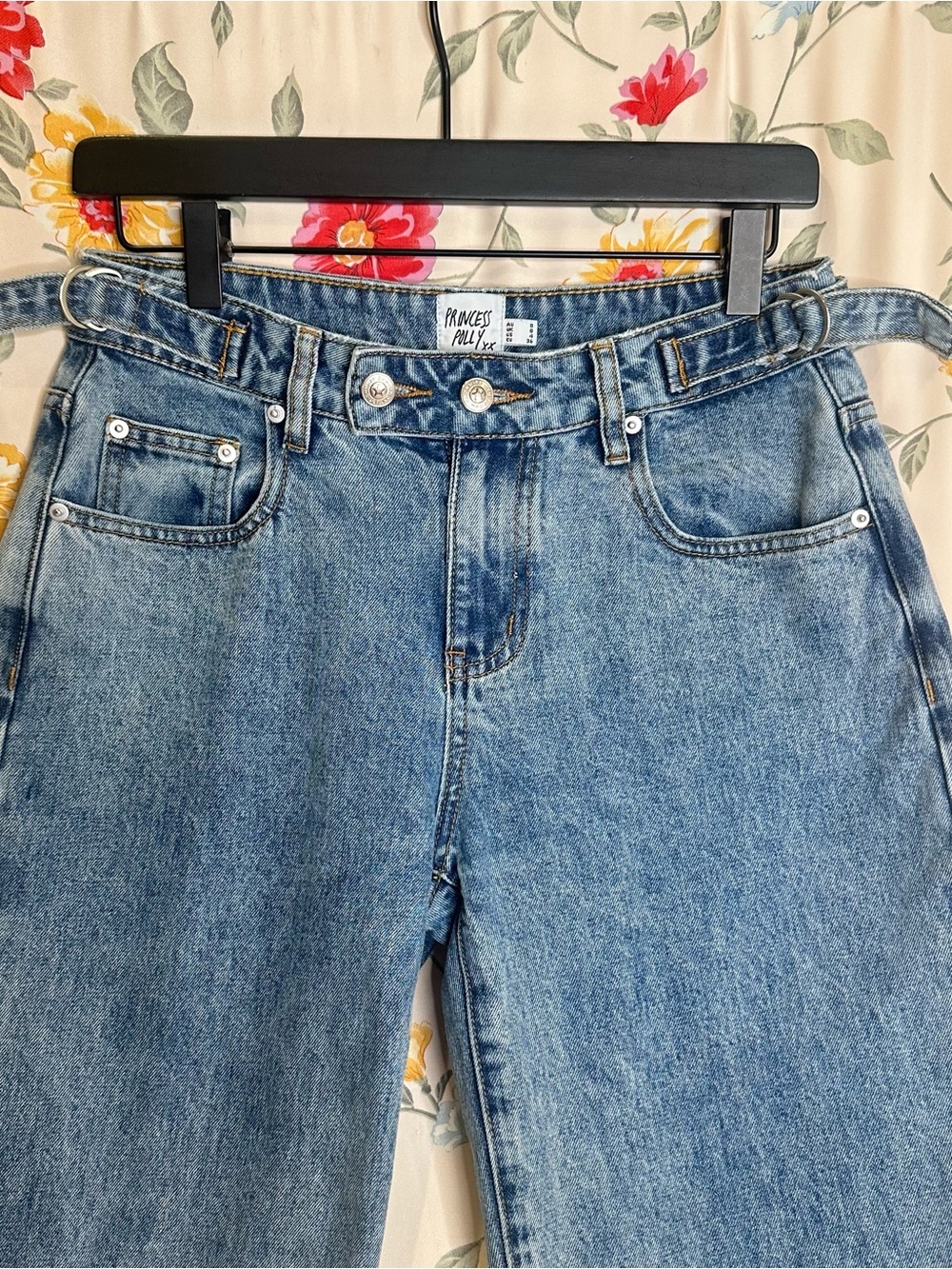 PRINCESS POLLY | Holly Asymmetric Straight Leg Jeans| Waist Detail | Size 4 - Picture 2 of 5